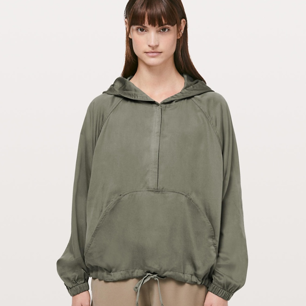 lululemon City Stroll Hoodie, Grey Sage, Size 8